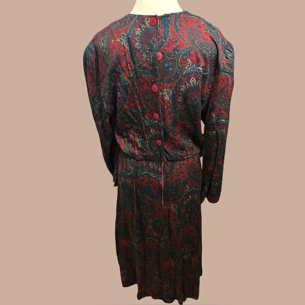 Vintage Jessica Howard Paisley Button‑Back Dress – Pockets, Jewel‑Tone Print